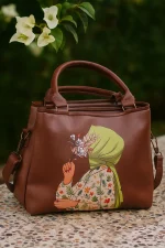 Trendy Printed Handbag for Women – Stylish Shoulder & Crossbody Bag with Artistic Design - Image 9